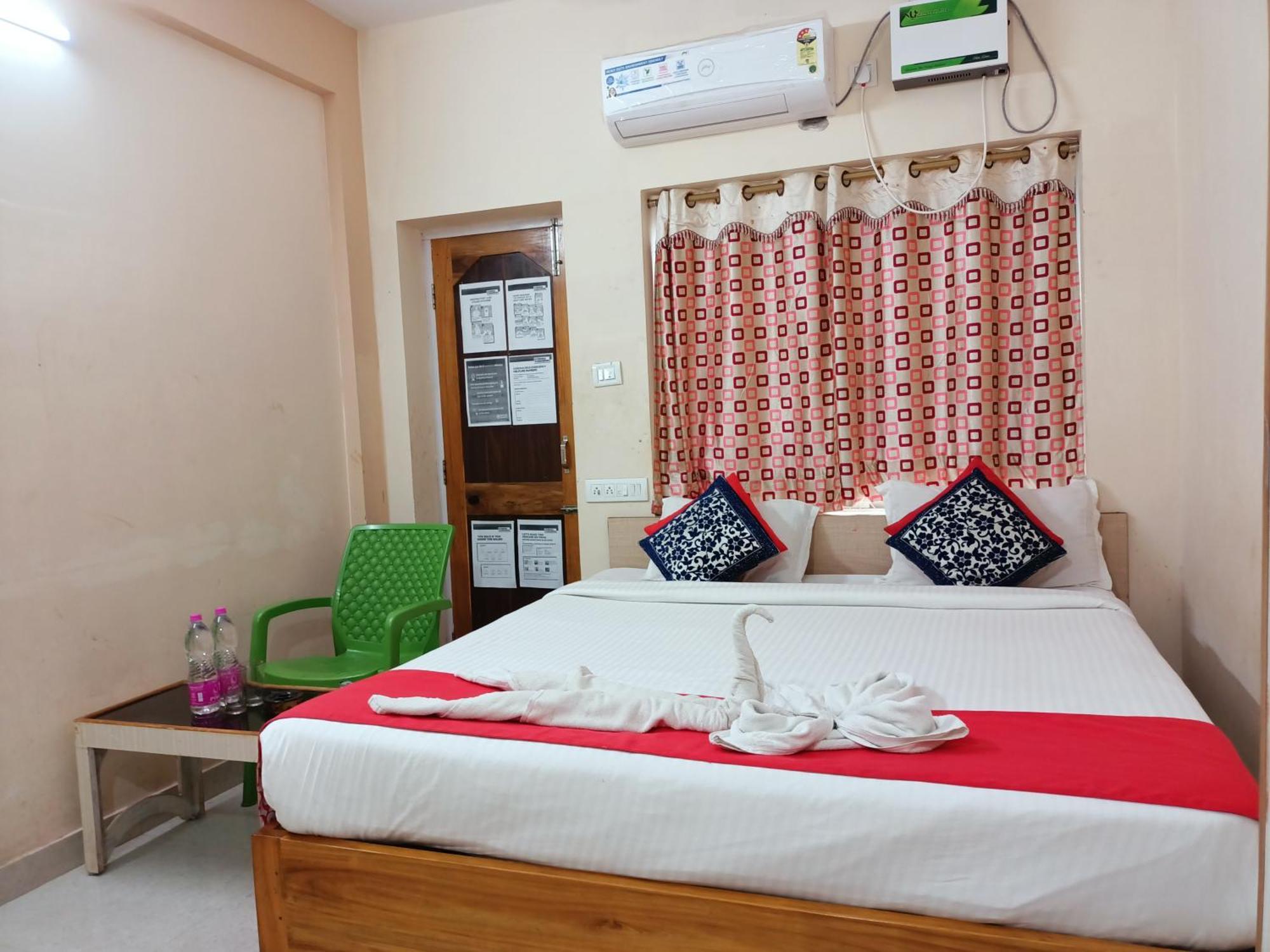 Bay Hotel Puri